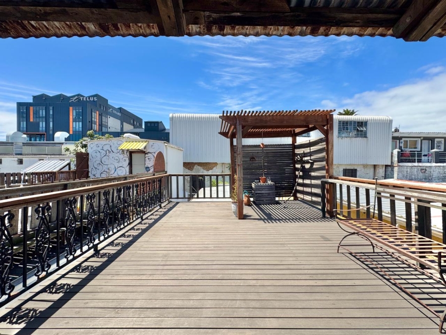 4 Bedroom Property for Sale in Woodstock Western Cape